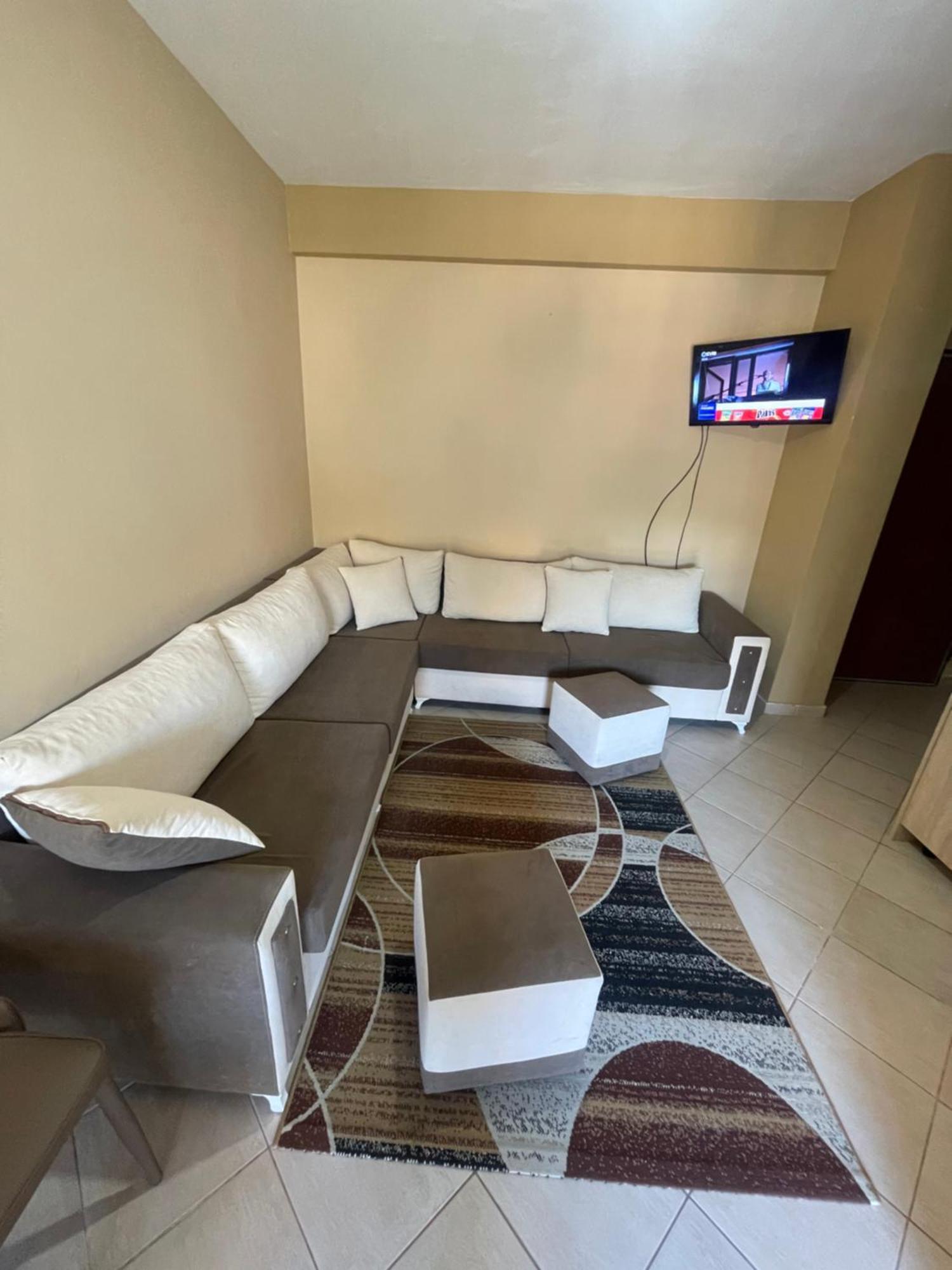 Apartament Shkembi I Kavajes Durrës Kültér fotó